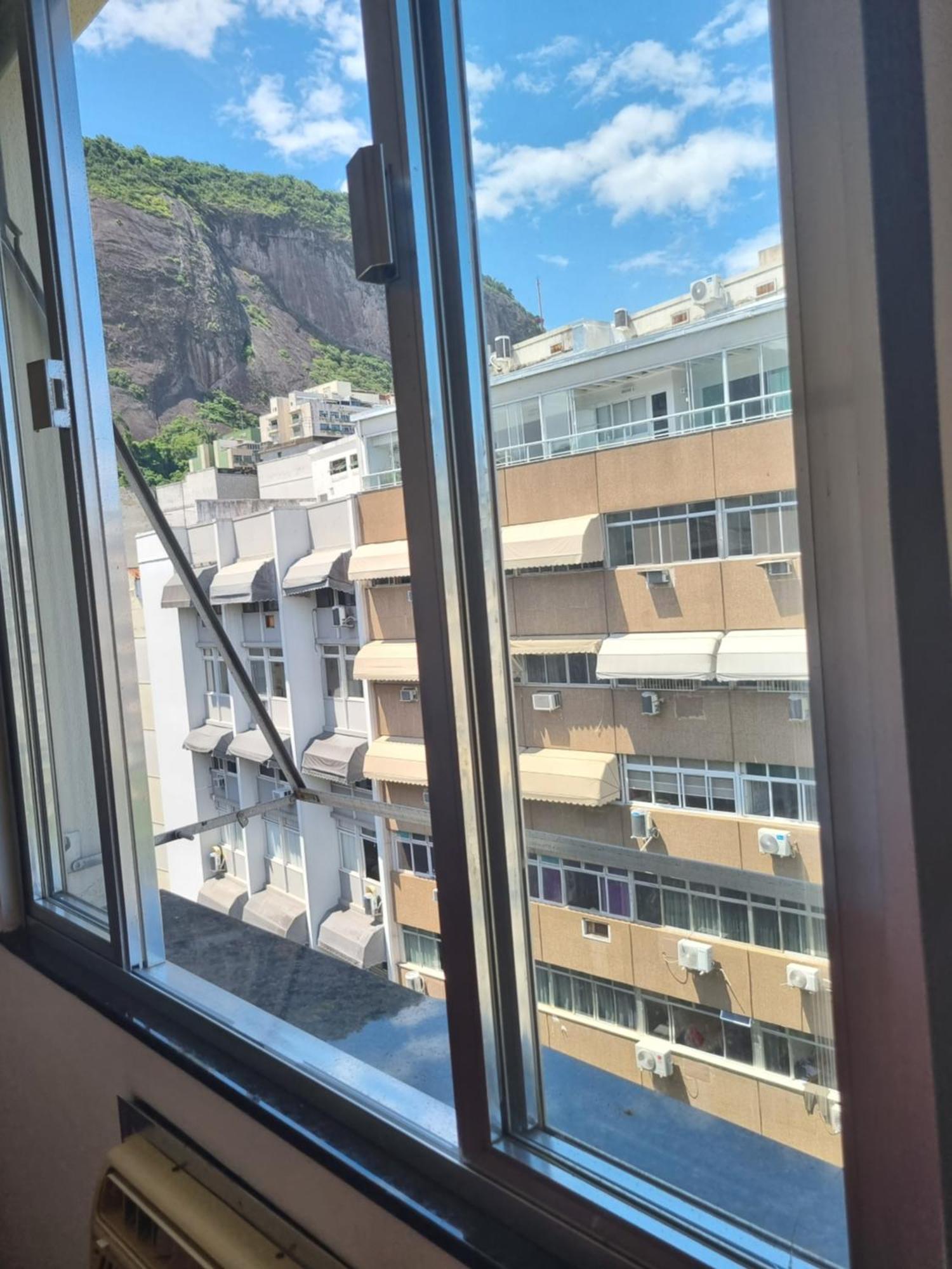 Ape Com 2 Quartos Super Bem Localizado Em Copa Río de Janeiro